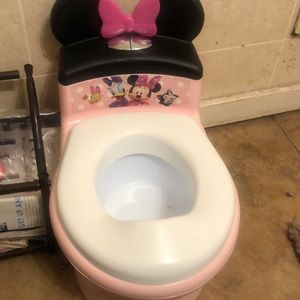 The First Years Disney Minnie Mouse Potty and Trainer Seat